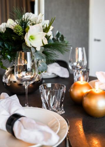 Santa's Luxury City Apartment 3 2