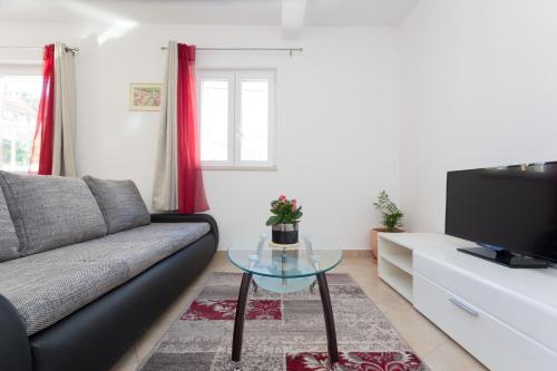 Apartment Rubidus A50 - image 11