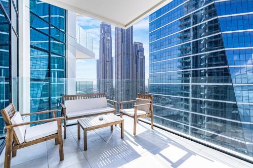 Elegantly Furnished Missoni Home with Canal Views, Dubai (Foto 2)