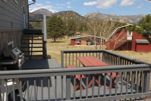GrandmaS Mountain Getaway Home in Estes Park, USA