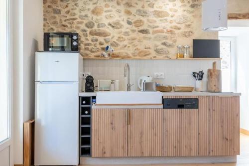 Cocina, Appartement rénové, charme naturel et authenticité au cœur du village (Appartement renove, charme naturel et authenticite au cœur du village) in Argeles-sur-Mer