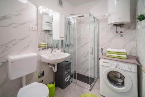 Apartment Slava - image 4