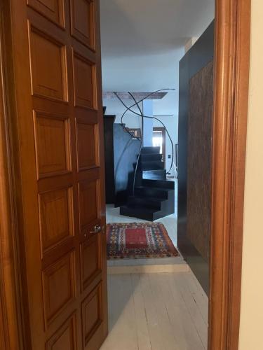 入口, Rooftop open space in 斯特羅