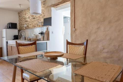 sala de TV, Appartement rénové, charme naturel et authenticité au cœur du village (Appartement renove, charme naturel et authenticite au cœur du village) in Argeles-sur-Mer