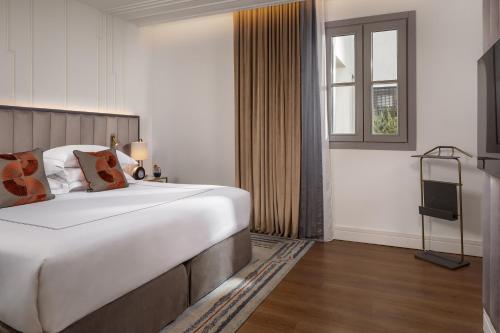 Gran Hotel Inglés - image 8