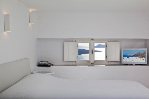 1809 Villa by Thireas, Fira (photo 8)