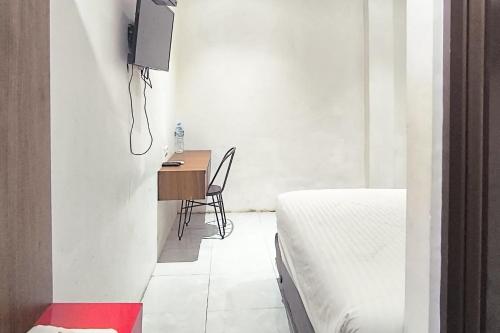 Urbanview Hotel Anata Inn – Makassar, CA