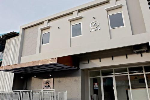 Urbanview Hotel Anata Inn – Makassar, CA
