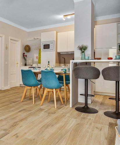 One-Bedroom Apartment image 8