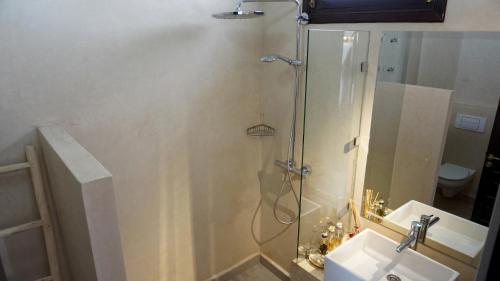 Riad Kalé Polis Room Type - Deluxe Double Room with Shower