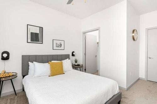 CozySuites l Chic 1BR Bottleworks Indy #5 detail