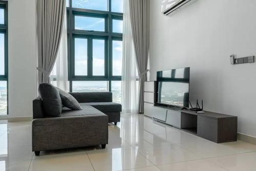 Skyview Penthouse Green Haven Skyview Penthouse Green Haven