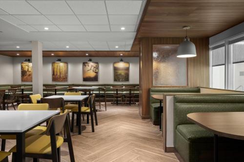บริการและสิ่งอำนวยความสะดวก, Fairfield by Marriott Inn & Suites Helena North in เฮเลนา (MT)
