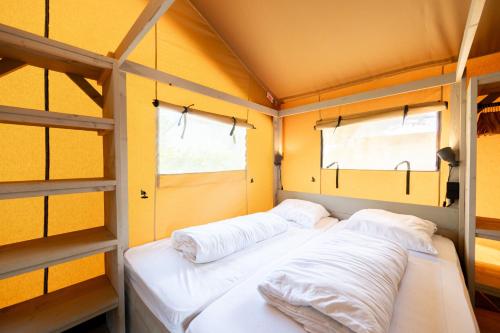 Glamping at Elba - image 5