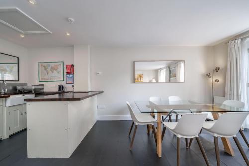 AVAL Stylish 2BR Flat with Garden Near Buckingham Palace, Londýn (fotografie 7)