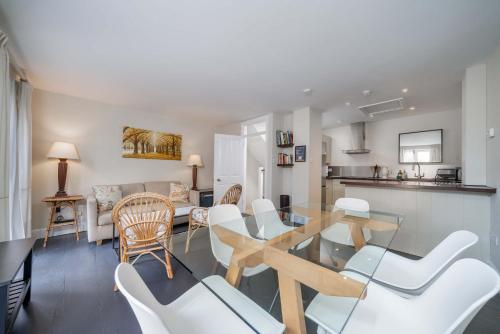 AVAL Stylish 2BR Flat with Garden Near Buckingham Palace, Londýn (fotografie 9)