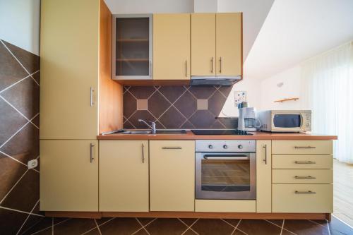 Pervanovo Apartments - image 4
