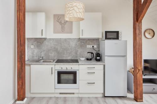 Prague Days - Bright Apartments - Fast WiFi - Quiet Area - image 11