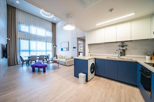 Yeosu Castle Deart in Sijeon-dong