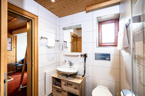 Das Dorfgefuehl Pension Westendorf – Westendorf, MO