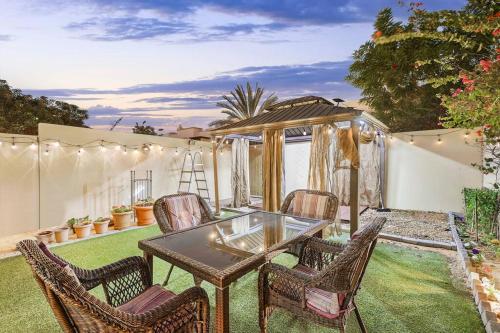 Stylish Dubai Villa Near JBR, Marina, Malls & Metro, Dubai (photo 5)