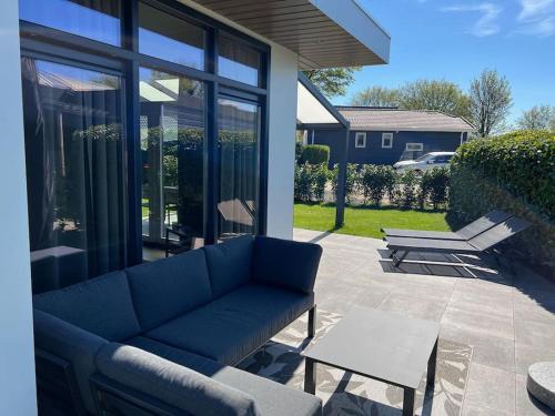 Cube 8 - Neues Ferienhaus im Ferienpark am Badesee, Lathum (foto 3)