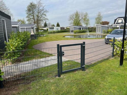 Cube 8 - Neues Ferienhaus im Ferienpark am Badesee, Lathum (foto 8)