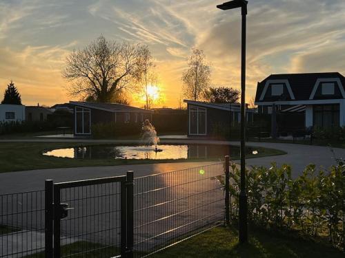 Cube 8 - Neues Ferienhaus im Ferienpark am Badesee, Lathum (foto 10)