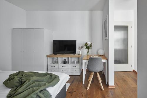 Studio Apartment image 10