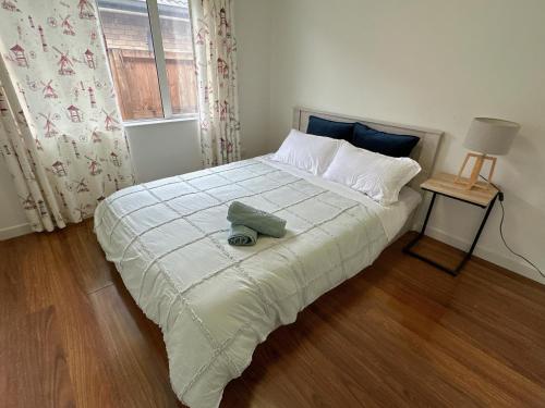 Hamilton Cozy Corner Retreat