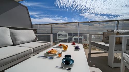 SUNSET CLIFFS sea & art, Benidorm
