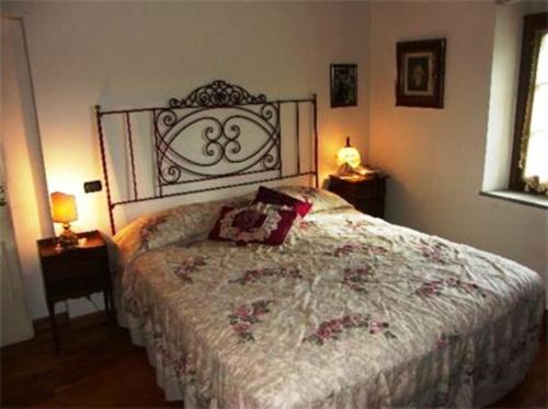 1 queen bed, 1 twin bed