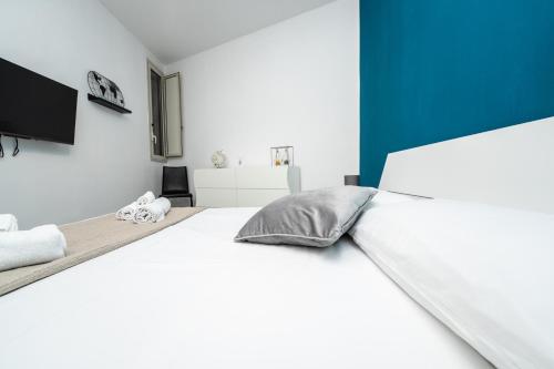Two-Bedroom Apartment image 10