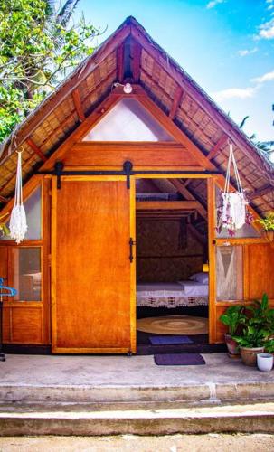 Duon Baler - Seconds from Sabang beach, your peaceful escape Duon Baler - Seconds from Sabang beach, your peaceful escape