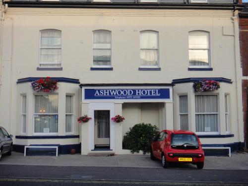 Exterior view, Ashwood Hotel in Riverway