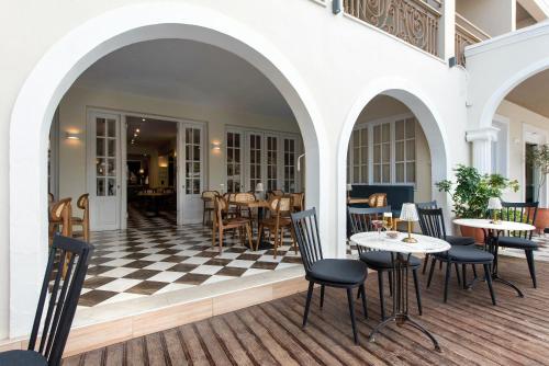 OPERA BLUE Hotel Gouvia Corfu in Corfu