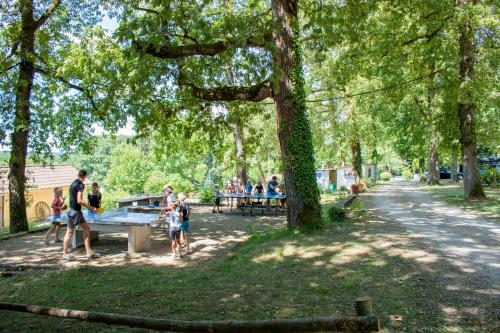 Glamping Dordogne - image 5