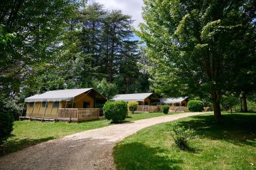 Glamping Dordogne - image 6
