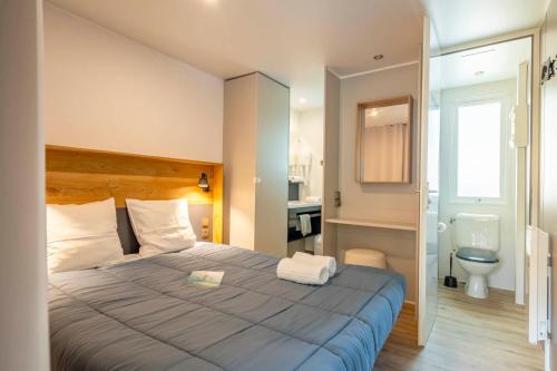 생 마르탱 드 레 Camping 4 etoiles Les Fougeres 4성급 게스트하우스 스위트룸