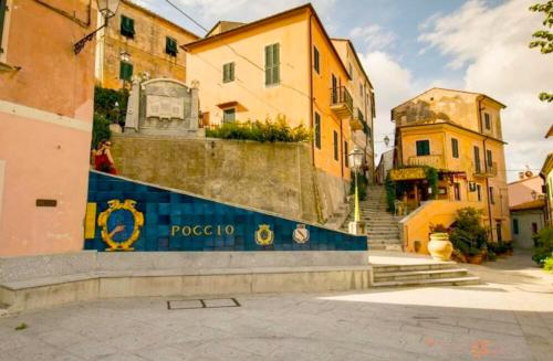 Nora's House Elba Island