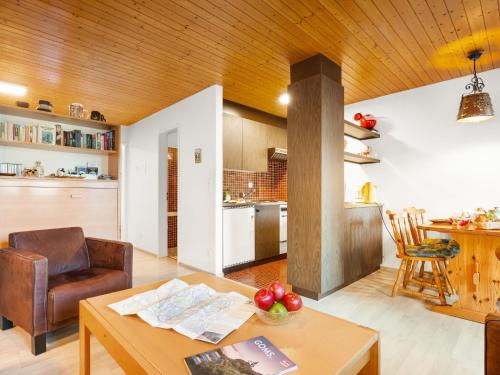 Apartment Aragon E112 by Interhome in 爾寧