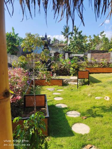 The hidden cliff of North Bali