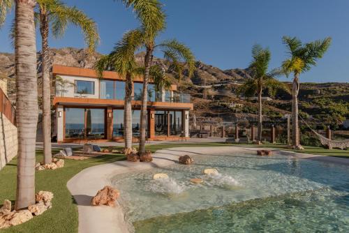 A szálláshely kívülről, RentitSpain - Villa de lujo - Playa Cristal Vista al Mar y Jacuzzi in Itrabo