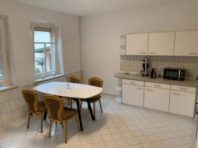 廚房, Zimmervermietung Hoyerswerda in 豪雅斯維爾達