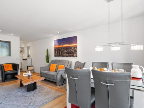 Apartment Aragon P36 by Interhome in 爾寧