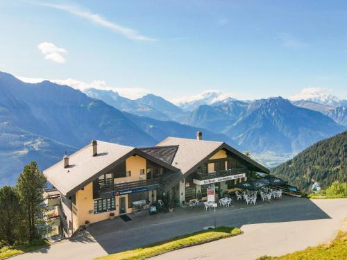 Apartment Zurschmitten 11 2- UG Süd by Interhome in Riederalp, Schweiz