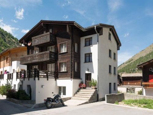  Apartment Zur Post by Interhome in 3905 Saas-Almagell
