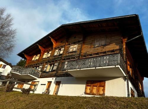 Casa Ladina 4 in Surselva