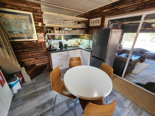 Port Royale Shelly Beach Guest House