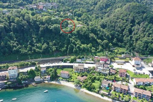 Zunanjost, Casa Bühler (Casa Buhler) in Caviano